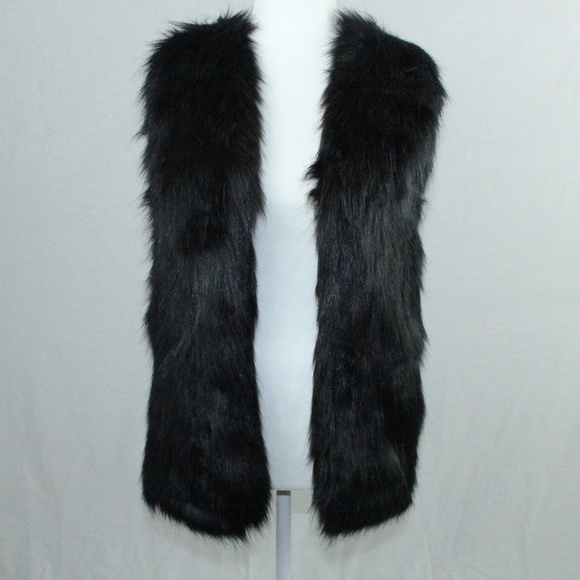 shelly Collection Jackets & Blazers - NWT | Shelly Collection | Black Faux Fur Vest | Sz S
